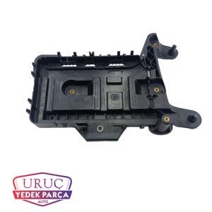 1K0915333 Akü Alt Braketi