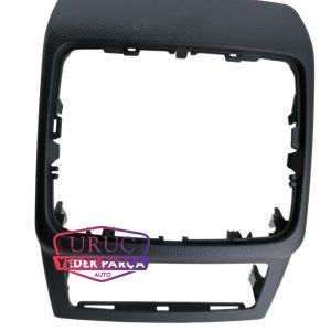 8W0864376 6PS ARKA HAVALANDIRMA ÇERÇEESİ