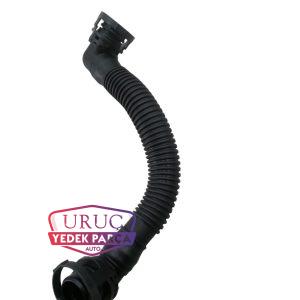 03L103493AE  YAĞ HAVA ALMA HORTUMU