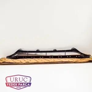 8T0807647A ORJİNAL ÖN TAMPON ALT ORTA IZGARA AUDİ A5 2012>> 2017