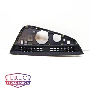 8W1819635B ORJİNAL A4 A5 2016-2025 ÖN GÖĞÜS HOPARLÖRÜ ALT ÇITASI