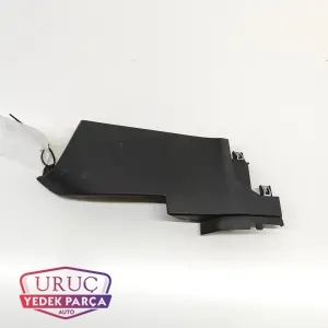 8V4868606 ORJİNAL DİREK KAPLAMA SAĞ ARKA AUDI A3 RS3 2013>>2021