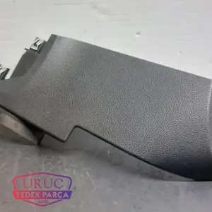 8V4868605 ORJİNAL DİREK KAPALMASI SOL AUDI A3 RS3 2013>> 2021