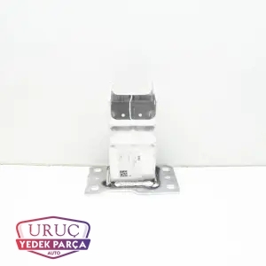 8W0807133 ORJİNAL AUDİ A4 2016>> 2024 ÖN TAMPON DEMİRİ TUTUCUSU SOL